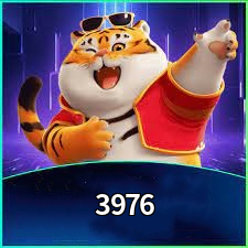 3976
